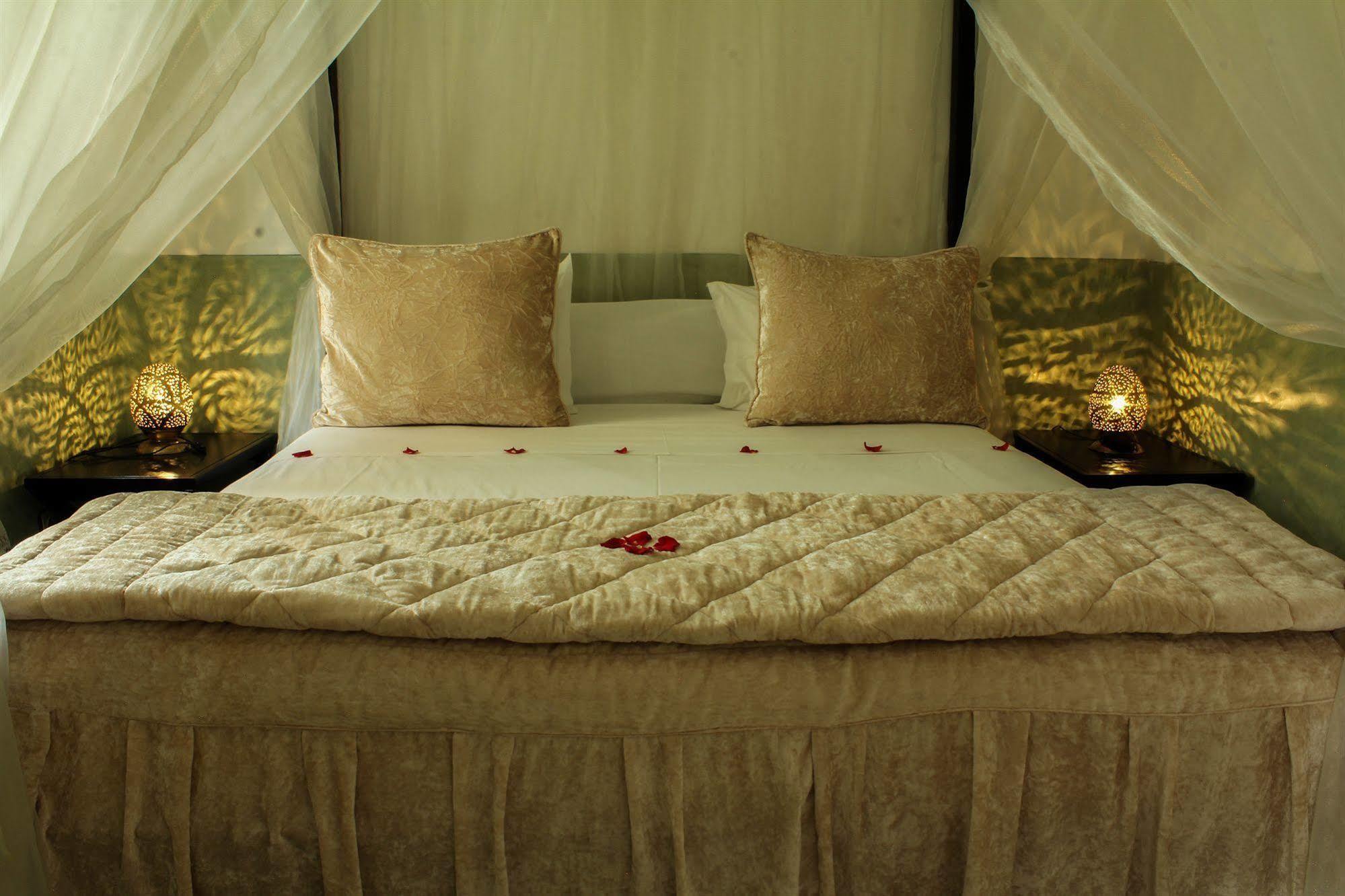 Le Pavillon Oriental Hotel Маракеш Екстериор снимка